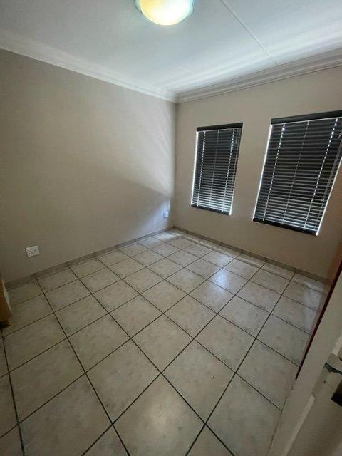 2 Bedroom Property for Sale in Die Bult Western Cape